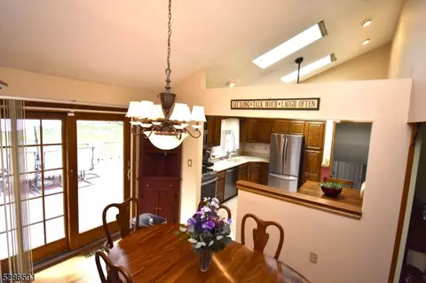 39 Cathyann Ct, Wayne, NJ 07470 photo 21