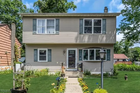 65 Broadway, Hopatcong, NJ 07843
