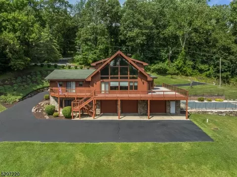 78 Mill Brook Rd, Washington, NJ 07882