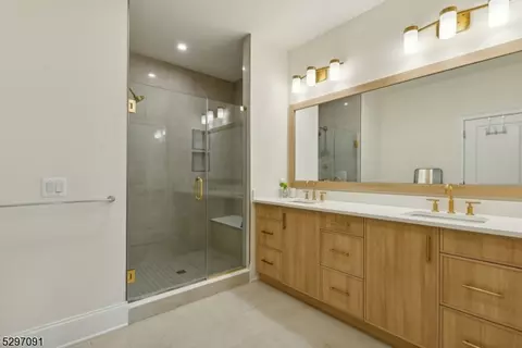 6 Continental Pl, Warren, NJ 07059 photo 17