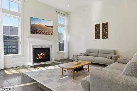6 Continental Pl, Warren, NJ 07059 photo 9