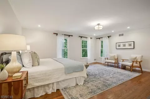 82 Druid Hill Rd, Summit, NJ 07901 photo 22