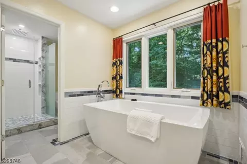 82 Druid Hill Rd, Summit, NJ 07901 photo 25