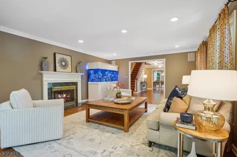 82 Druid Hill Rd, Summit, NJ 07901 photo 4