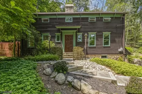 30 Woodland Rd, Morristown, NJ 07960