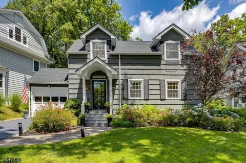 725 Carleton Rd, Westfield, NJ 07090