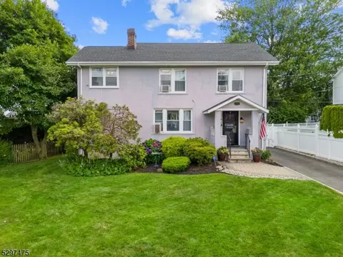 313 High St, Nutley, NJ 07110 photo 3