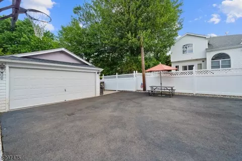 313 High St, Nutley, NJ 07110 photo 41