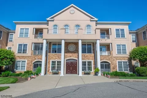1313 Johnson Dr, Rockaway, NJ 07866