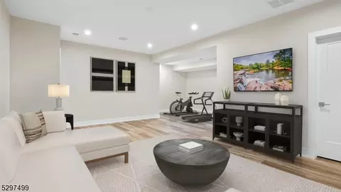 41 Swenson St, Denville, NJ 07834