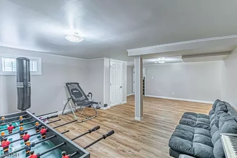 869 Ratzer Rd, Wayne, NJ 07470 photo 15