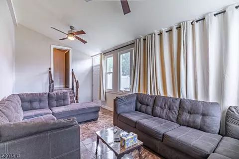 869 Ratzer Rd, Wayne, NJ 07470 photo 12