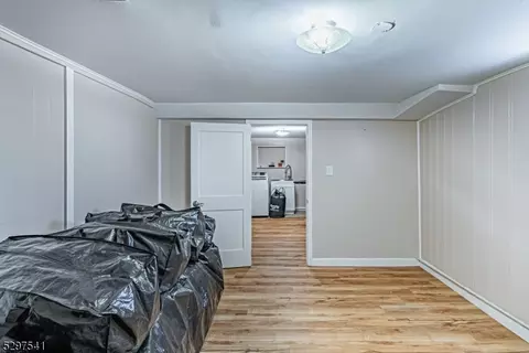 869 Ratzer Rd, Wayne, NJ 07470 photo 17