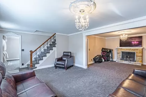 869 Ratzer Rd, Wayne, NJ 07470 photo 7