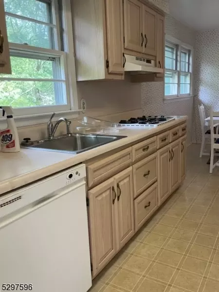 5 Tempe Wick Rd, Mendham Boro, NJ 07945 photo 7