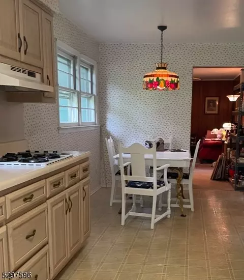 5 Tempe Wick Rd, Mendham Boro, NJ 07945 photo 9