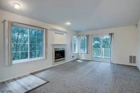 28 Wescott Rd, Bedminster, NJ 07921