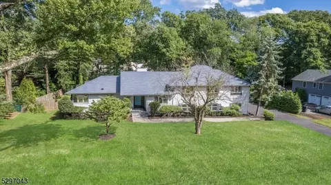109 Devon Rd, Essex Fells, NJ 07021