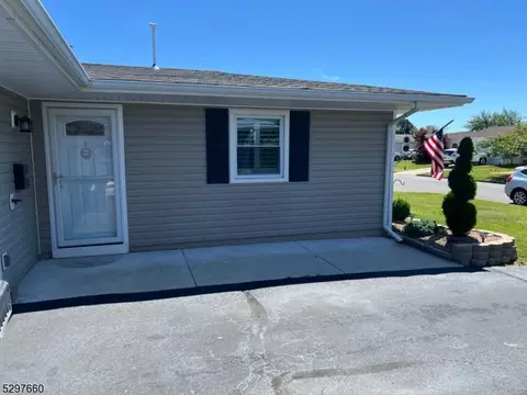 10 Markham Rd, Brick Twp, NJ 08724 photo 16