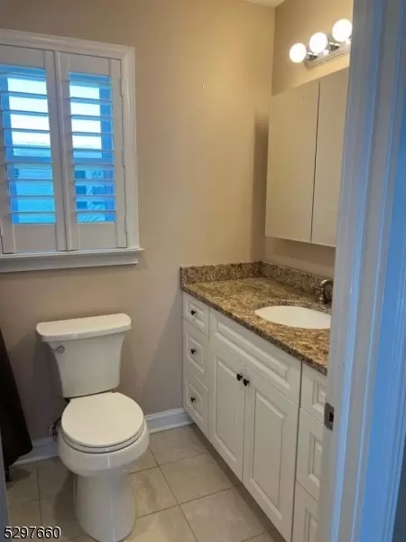 10 Markham Rd, Brick Twp, NJ 08724 photo 6