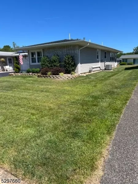 10 Markham Rd, Brick Twp, NJ 08724 photo 20