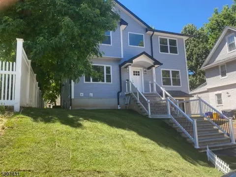 1184 Congress Ave, Teaneck, NJ 07666