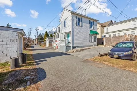 330 Taylor Aly, Phillipsburg, NJ 08865