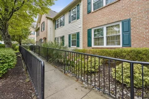 4522 Piedmont Ct #22, Morristown, NJ 07960