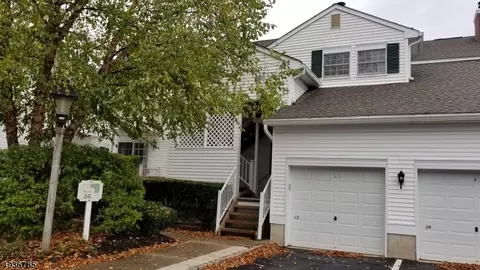 118 Smithfield Ct, Basking Ridge, NJ 07920