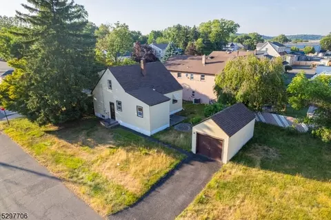 1578 E 2nd St, Scotch Plains, NJ 07076