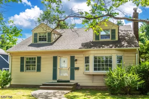 25 Crescent Dr, Morristown, NJ 07960