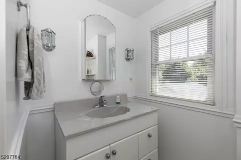 48 Glenside Ave, Summit, NJ 07901 photo 17