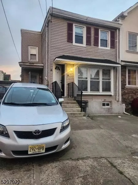 67 Paterson Ave, Paterson, NJ 07522