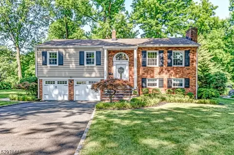 243 Sutton Dr, Berkeley Heights, NJ 07922