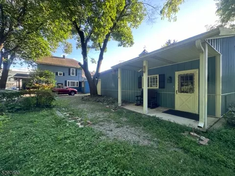 285 N Main St, Phillipsburg, NJ 08865