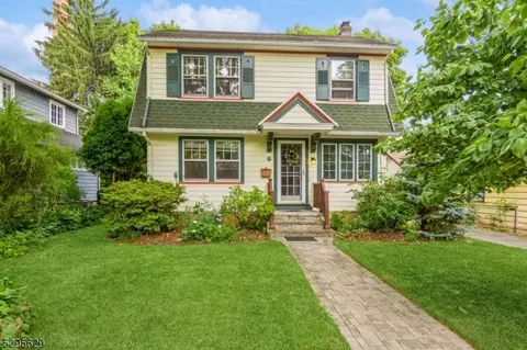 6 Hathaway Pl, Glen Ridge, NJ 07028