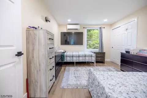 77 Fayette Ave, Wayne, NJ 07470 photo 18
