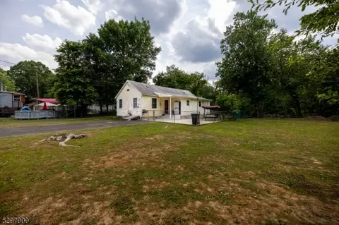 77 Fayette Ave, Wayne, NJ 07470 photo 4