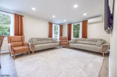 77 Fayette Ave, Wayne, NJ 07470 photo 23