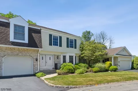 25 Dexter Dr S, Bernards, NJ 07920