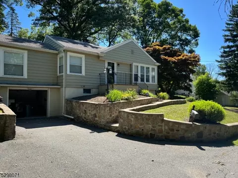 50 Mount Pleasant Ave, Wharton, NJ 07885