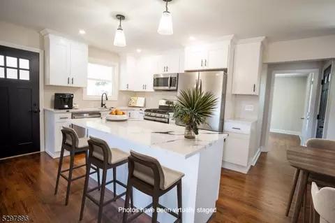 288 Notch Rd, Clifton, NJ 07013