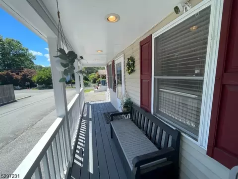 3 Mann Pl, Wanaque Boro, NJ 07420 photo 30
