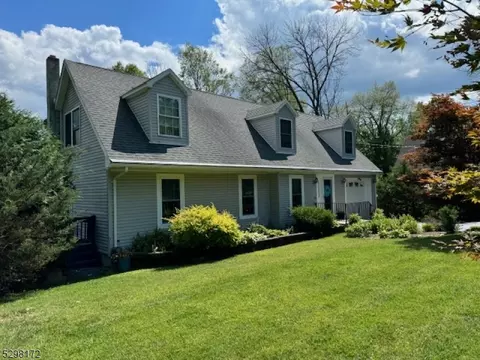 14 Zinnia Dr, Vernon Twp, NJ 07418