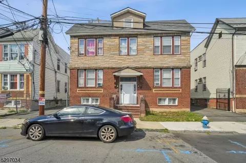 21 Robert Pl, Irvington, NJ 07111
