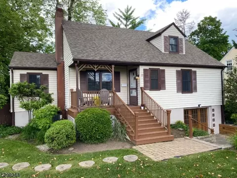 8 Brooklake Rd, Madison, NJ 07940