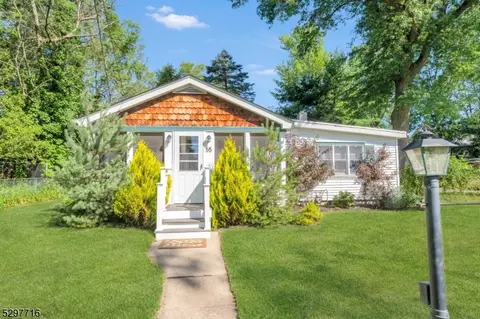 55 Laurelton Rd, Parsippany-troy Hills Twp, NJ 07054