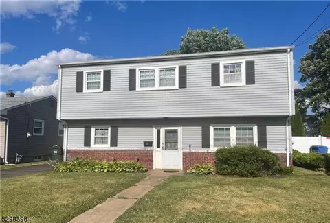 66 4th Ave, Woodbridge Twp, NJ 07064