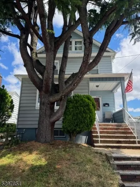 719 Meacham Ave, Linden, NJ 07036