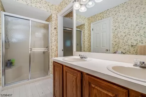 2 Saddlebrook Dr, Washington, NJ 07882 photo 30